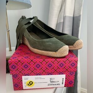 Tory Burch Lace Up Suede Espadrille Size 9